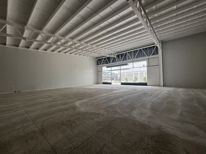 Locales comerciales Santa Ana Piedades 500m2