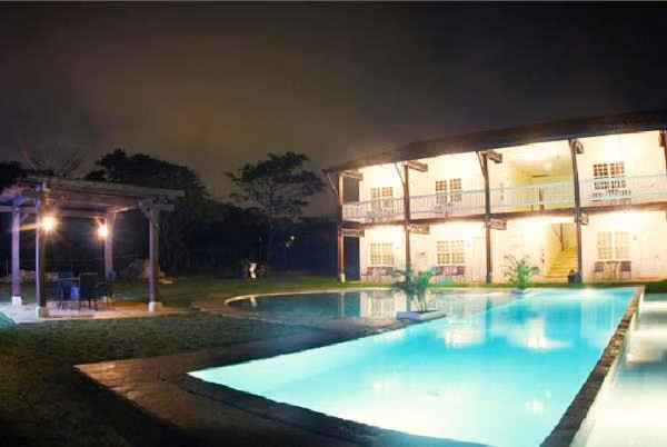 Hotel de 47 Habitaciones en Santa Ana con Excelente Rentabilidad ID 12513