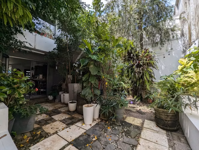 EN VENTA -  HERMOSA CASA  EN CONDOMINIO- BRASIL SANTA ANA - Imagen 11