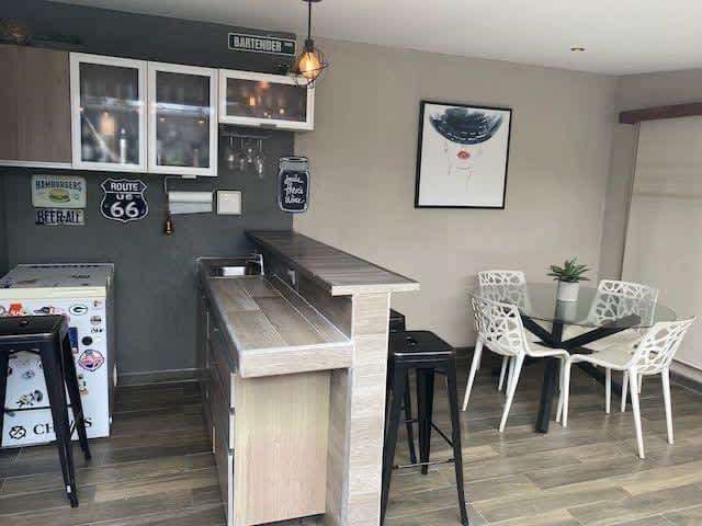 VENDO CASA EN CONDOMINIO SAN ANTONIO DE DESAMPARADOS