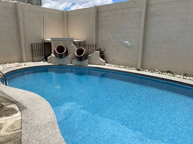 Casa con piscina en venta Residencial El Prado, Curridabat