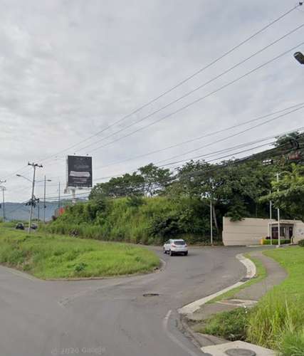 View lot in Santa Ana