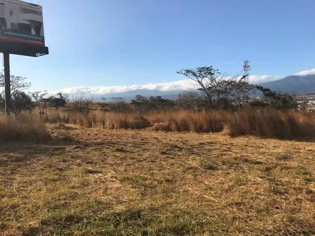 Land for Hotel, Office Building or Shopping Center in Escazú ID12238