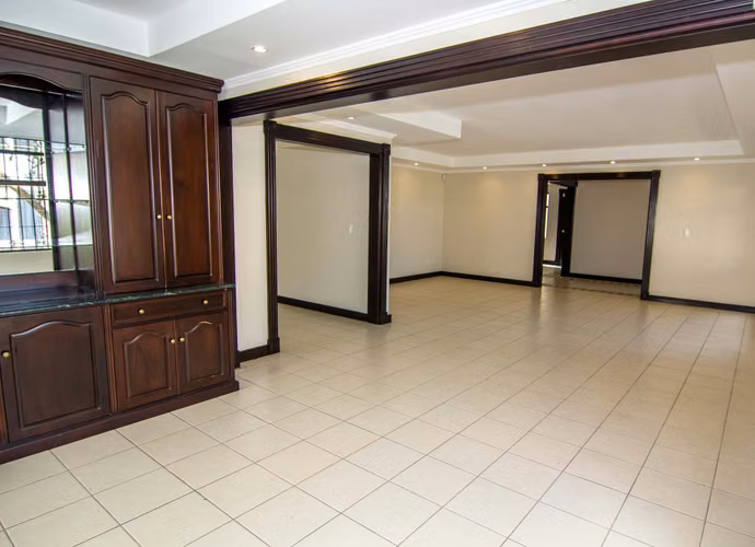 Se vende casa en Hacienda Guayabos, Curridabat