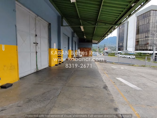Se vende Complejo industrial y logístico 7.031 m² zona industrial - Imagen 4