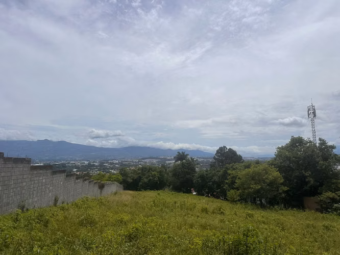 EN VENTA -  LOTE  CON VISTAS PANORAMICAS  – GUACHIPELIN de ESCAZU - Imagen 8