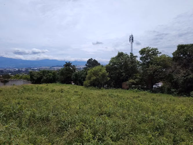 EN VENTA -  LOTE  CON VISTAS PANORAMICAS  – GUACHIPELIN de ESCAZU - Imagen 4