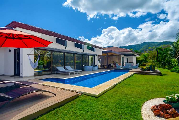 Residencia De Lujo para la Venta en Santa Ana