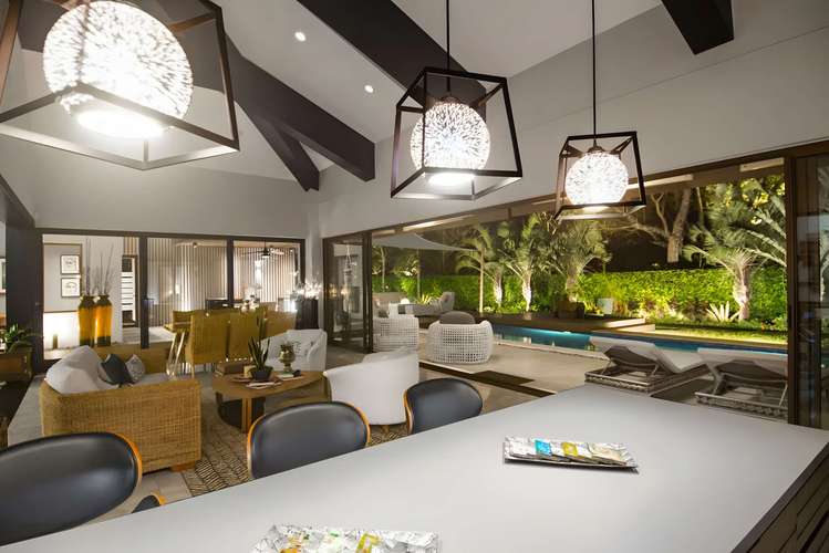 Residencia De Lujo para la Venta en Santa Ana