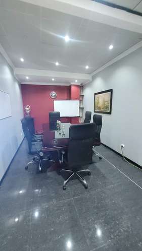 Venta de Edificio en Heredia Centro, con 15 locales Y 1 Apartamento - Imagen 6