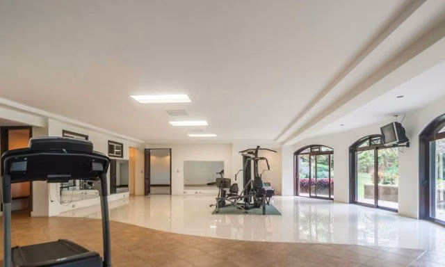 ESCAZU RESIDENCIA 2500 m2 CONST , 10476 m2 TERRENO $ 7.5 millones ALQ 35 mil dls mes - Imagen 9