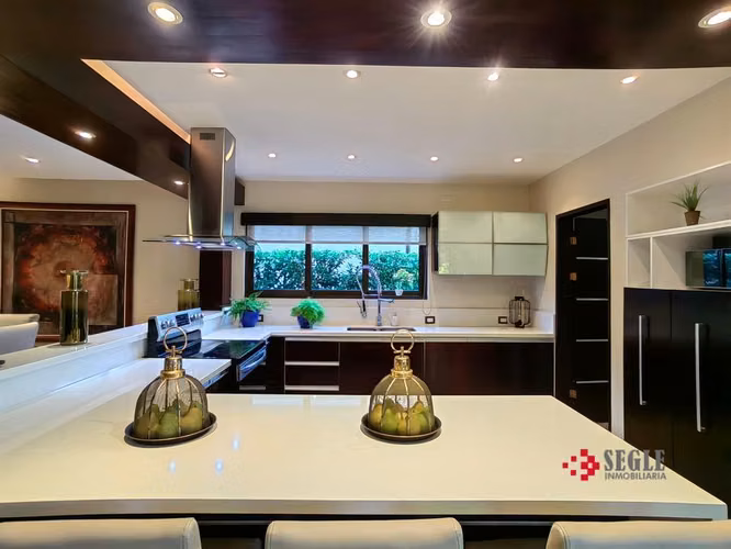 Venta de casa en La Ribera de Belén, Heredia.