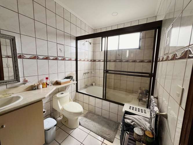 Casa en Condominio Granadilla Curridabat. 5 habitaciones