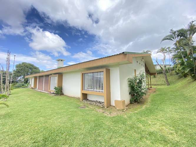 Terreno en venta con almacén y casa en Guayabos - Imagen 5