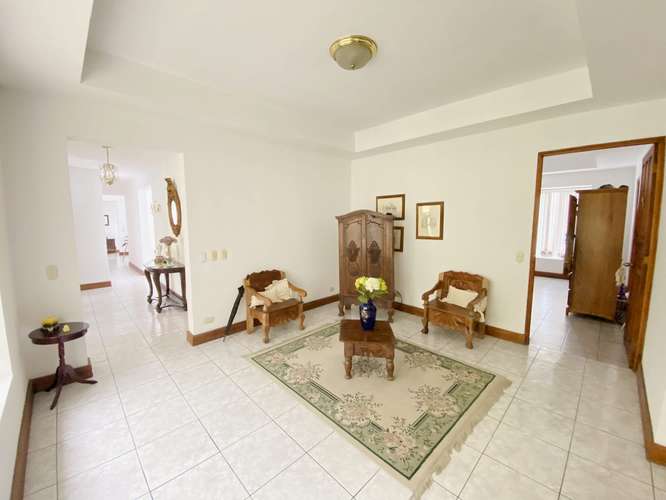 Terreno en venta con almacén y casa en Guayabos - Imagen 9