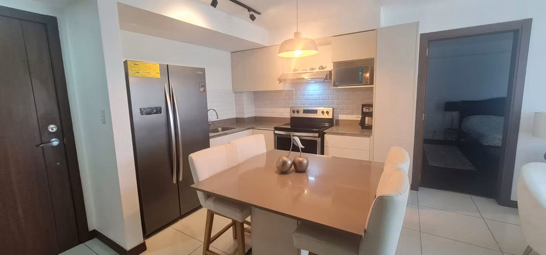 Uruca, azenza towers, beautiful view condominium, Linea Blanca or with furniture.