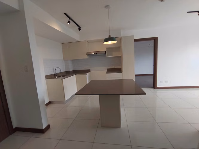 Uruca, azenza towers, condominio linda vista, Linea Blanca o con muebles. - Imagen 10
