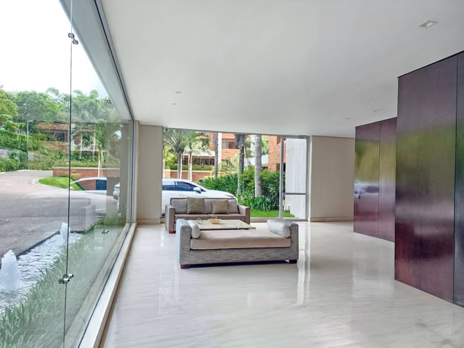 Argento Escazú. Apartamento