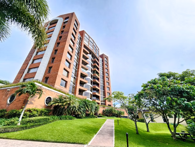 Argento Escazú. Apartamento