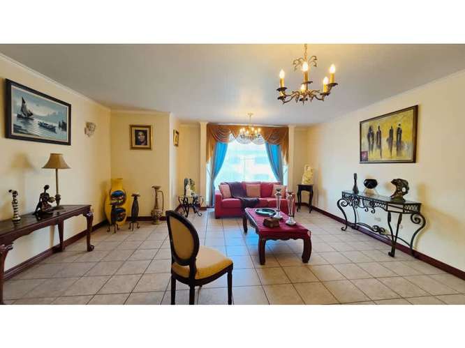 Casa para la venta en Guayabos de Curridabat - Imagen 11