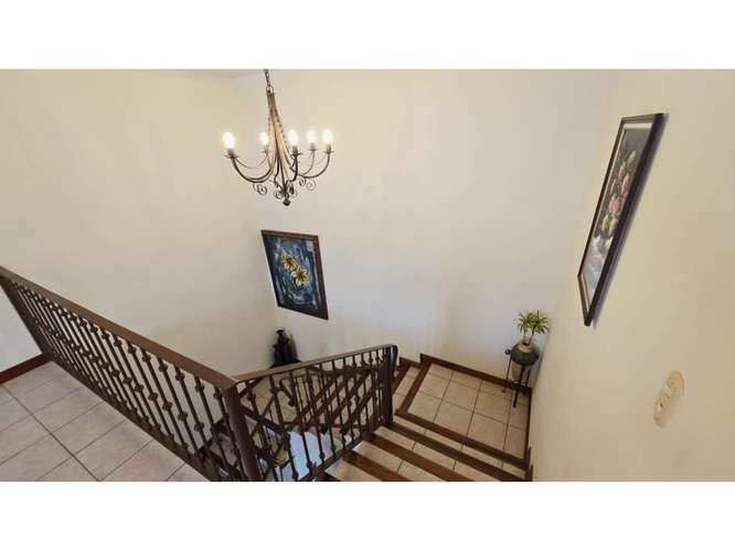 Casa para la venta en Guayabos de Curridabat - Imagen 10