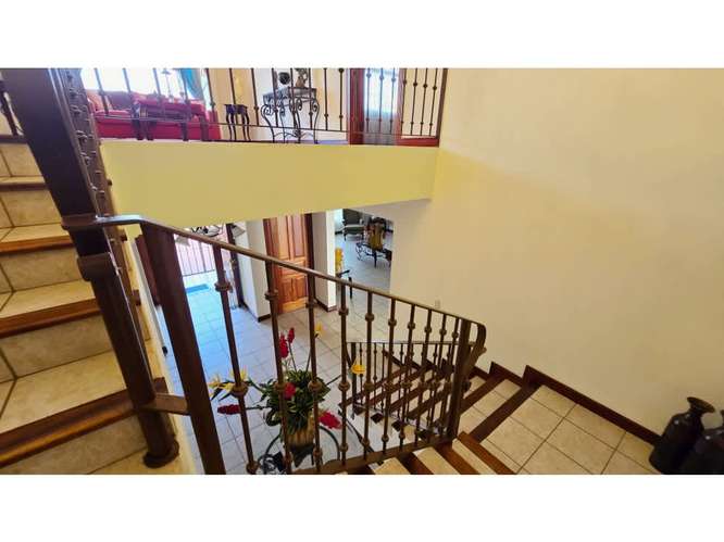 Casa para la venta en Guayabos de Curridabat - Imagen 9