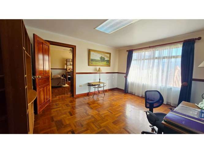 Casa para la venta en Guayabos de Curridabat - Imagen 17