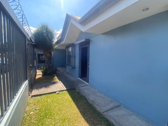 Casa Comercial en Venta en San Antonio, Desamparados ID 20525 - Imagen 11