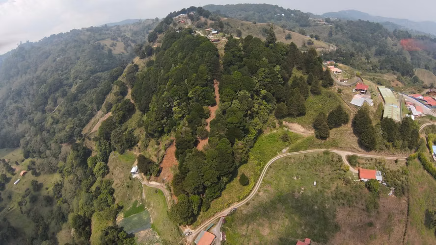 Terreno en Venta con Vista a la Montaña en La Luchita, Dota ID 21355 - Imagen 4
