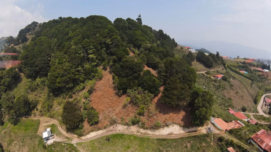Terreno en Venta con Vista a la Montaña en La Luchita, Dota ID 21355 - Imagen 6