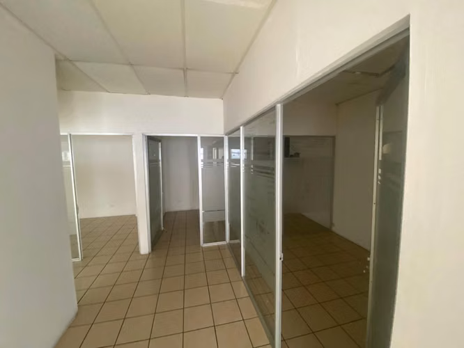 Rentabilidad 9% Centro Comercial en Heredia ID 21854