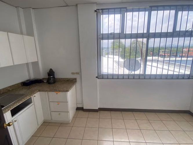 Rentabilidad 9% Centro Comercial en Heredia ID 21854
