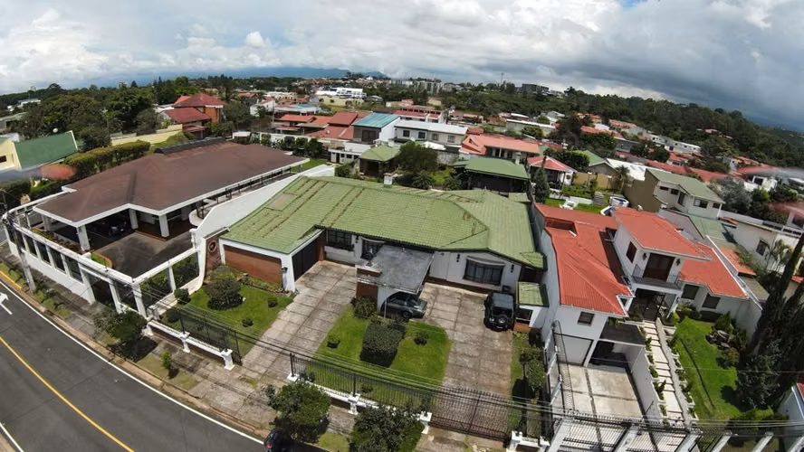 Casa en Venta en Pinares, Curridabat ID 19848 - Imagen 1