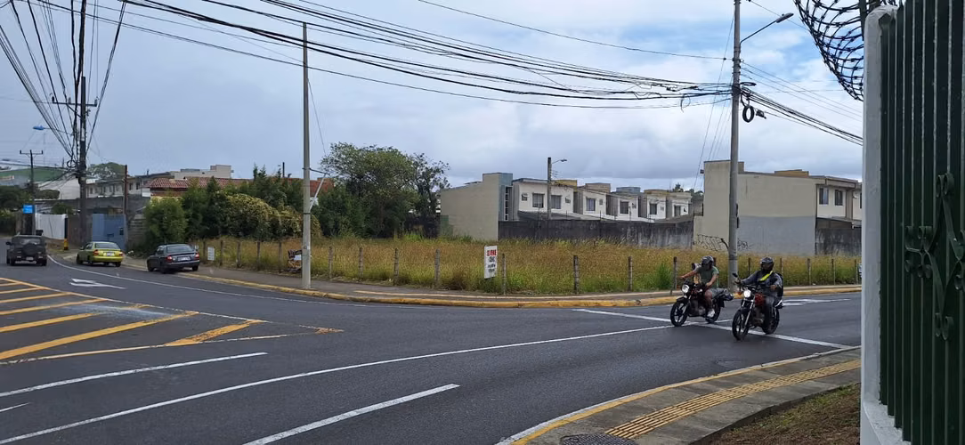 Lote Esquinero en San Pablo de Heredia - Excelente Ubicación - Imagen 2
