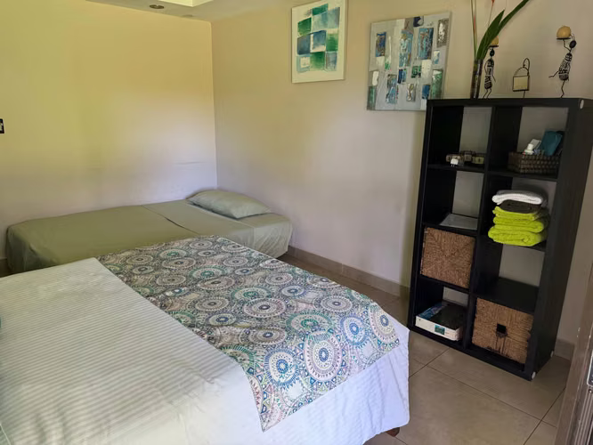 Se VENDE CASA AMOBLADA en Valle Azul, San Ramón de Alajuela