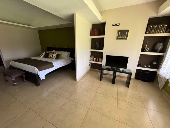 Se VENDE CASA AMOBLADA en Valle Azul, San Ramón de Alajuela