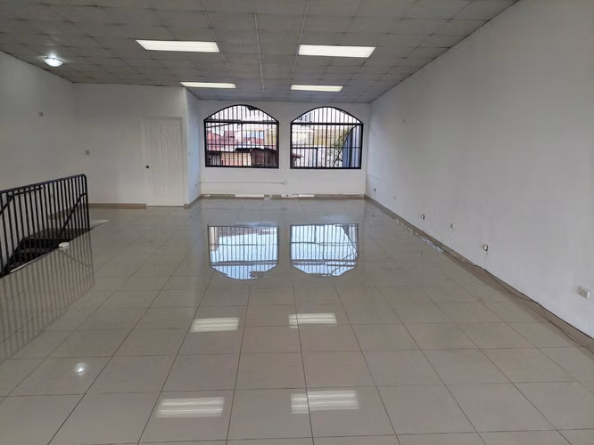 Edificio en Venta en Curridabat 19640
