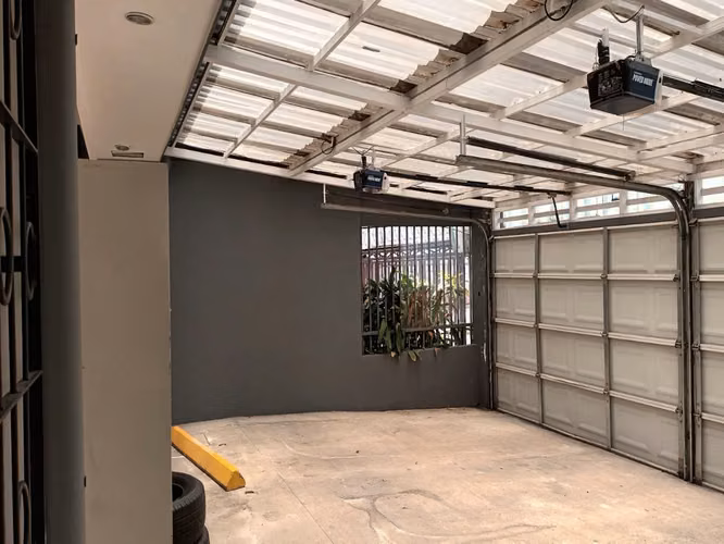 REBAJADA!!!!  Casas duplex de un piso, uso mixto, a la venta en Guadalpe - Imagen 15