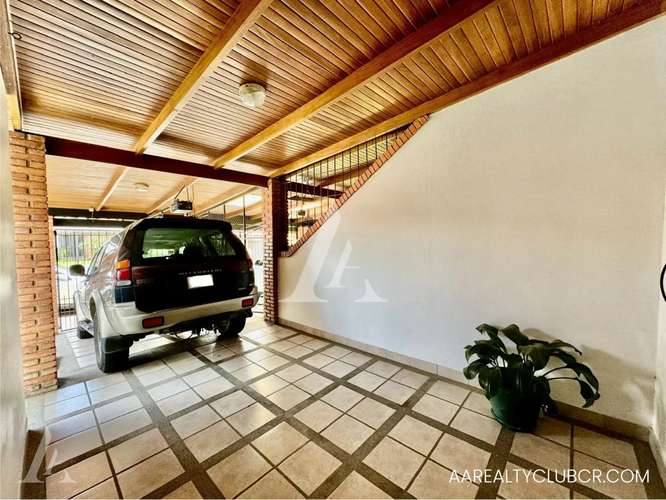 Dos Casas, Una Gran Oportunidad | Inversión Inteligente en Residencial La Antigua - Imagen 13