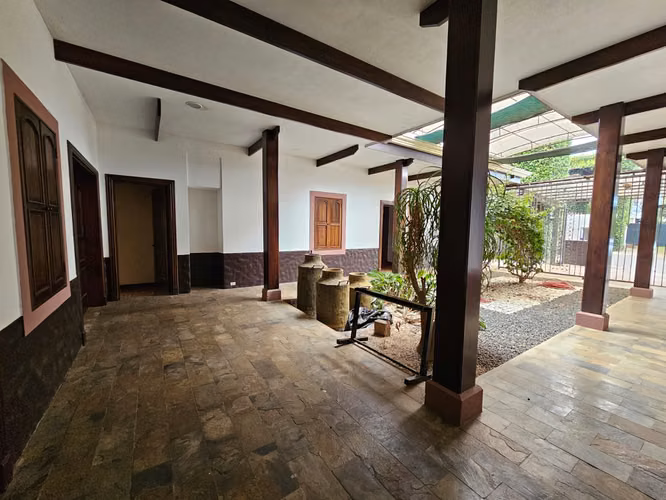 Casa NUEVA DE UN PISO para estrenar en San Isidro de Heredia en condominio - Imagen 9