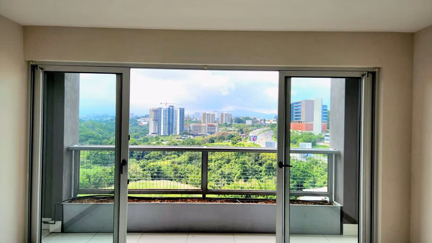Venta de Apartamento en La Uruca, Torres Azenza. 1 Habitación - Imagen 17