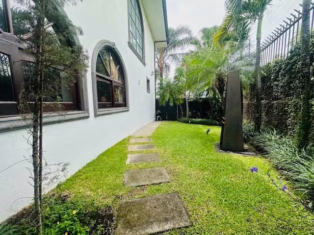 ¡Exquisita Casa Colonial en Venta: Una Obra de Arte para Vivir! - Imagen 20