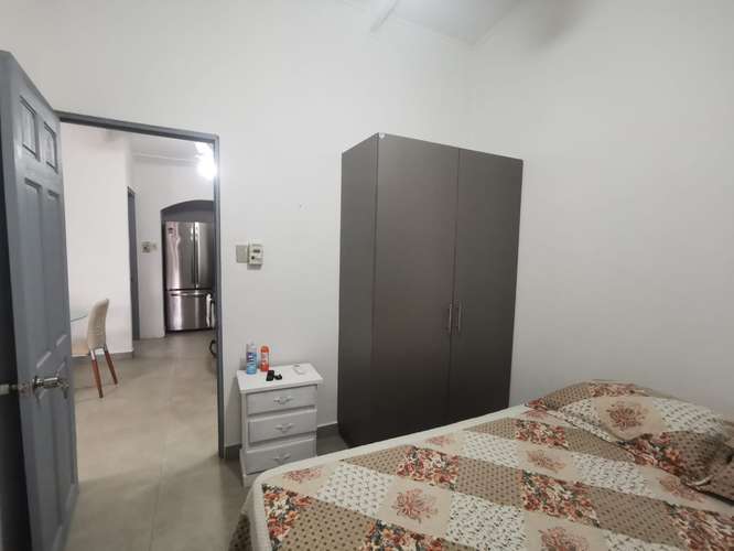 VENTA DE VILLA EQUIPADA EN CONDOMINIO JACO CENTRO A 75 MTS DEL MAR