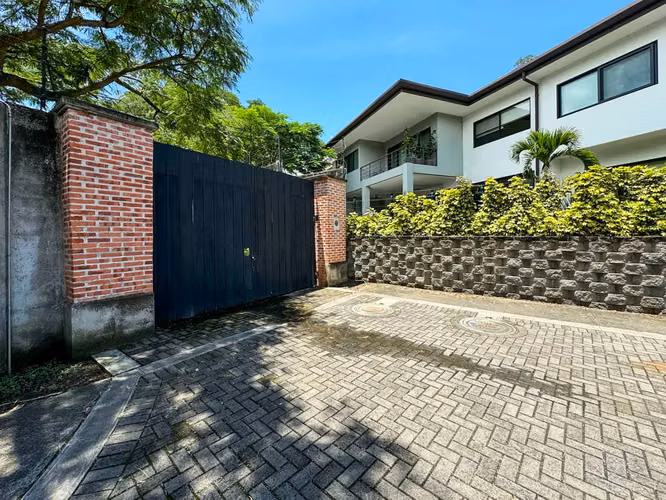 Se vende Lote en Condominio Oro Sol, Piedades, Santa Ana (AD). - Imagen 11