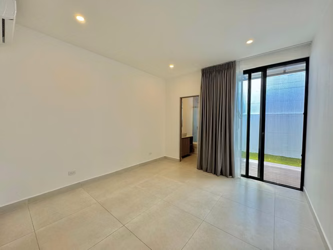 ALQUILER DE CASA EN POZOS DE SANTA ANA - Imagen 9