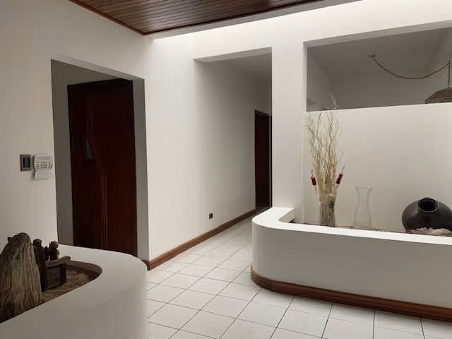 Alquiler de casa independiente de una planta con uso de suelo. Granadilla, Curridabat (SV)