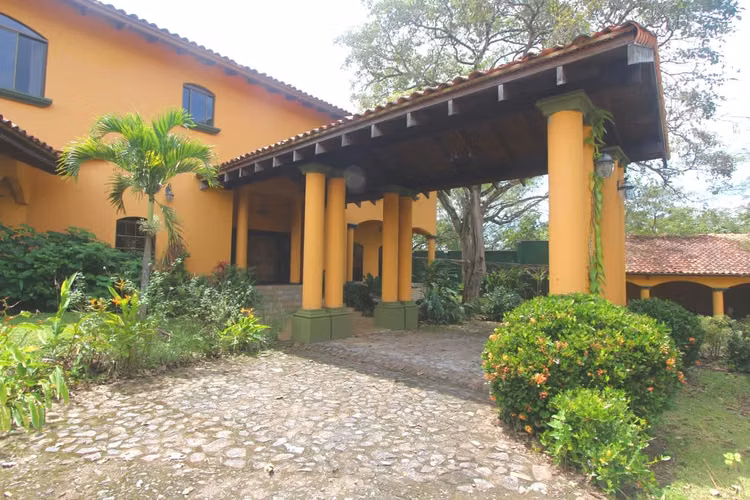 Casa de lujo en venta en Atenas, con piscina, pozo, apartamento y viñedo - Imagen 7