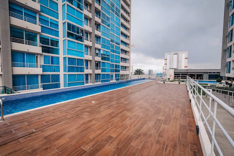 Pent-house en  Torre Los Yoses, San Pedro. Precio de Oportunidad
