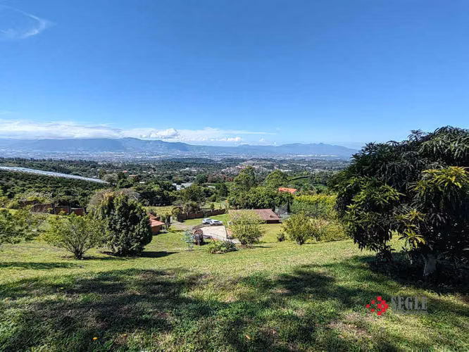 Venta de Quinta en Santa Barbara, por Carrizal.
