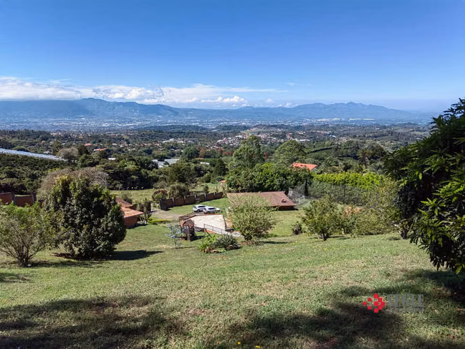 Venta de Quinta en Santa Barbara, por Carrizal.